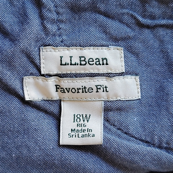 LL BEAN Size 18W Black High Rise Straight Leg 'Favorite Fit' Corduroy Pants - Picture 3 of 6